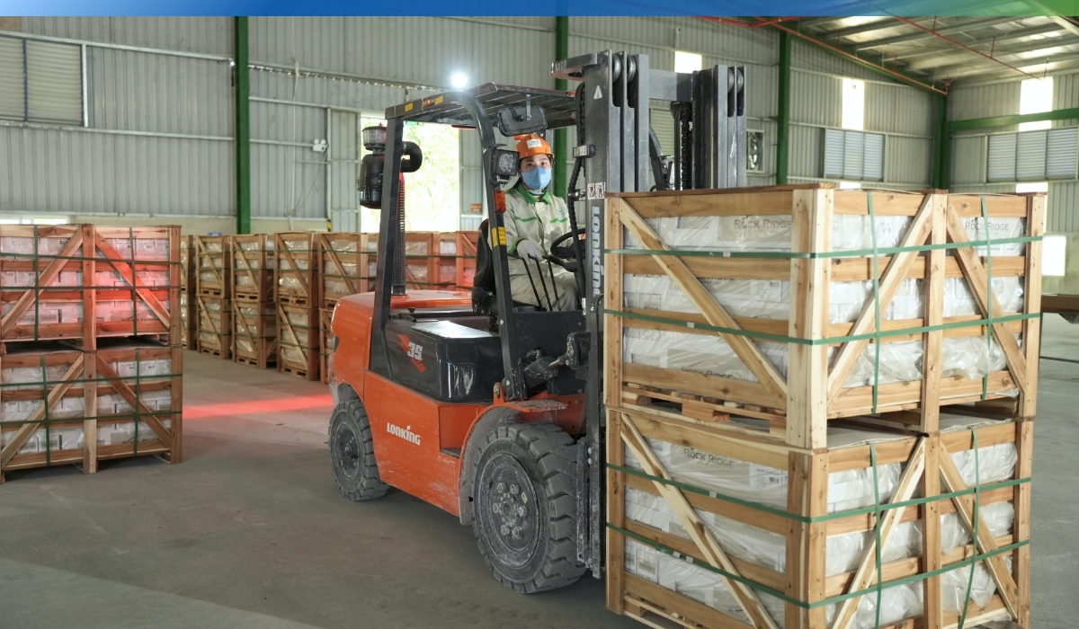 Zero Silica Vanity Top export packing with ISTA 3A reinforced wooden crate